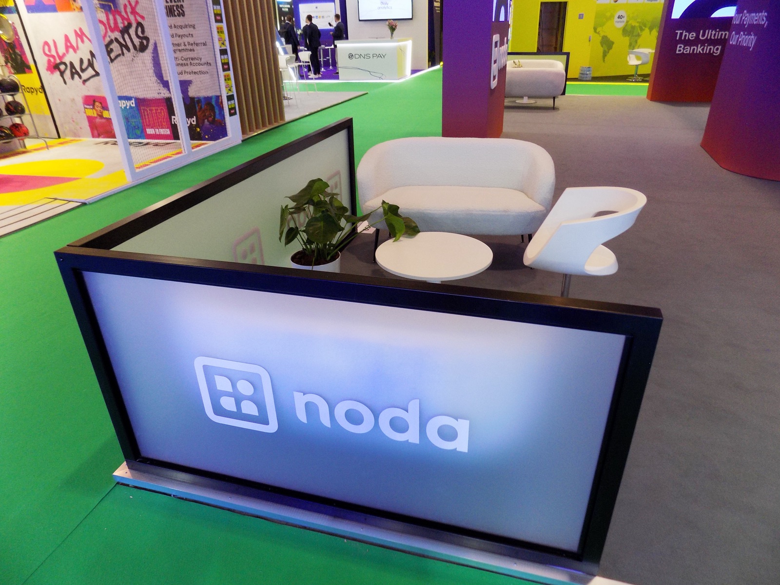 noda @ SBC Lisbon 2024 photo 4